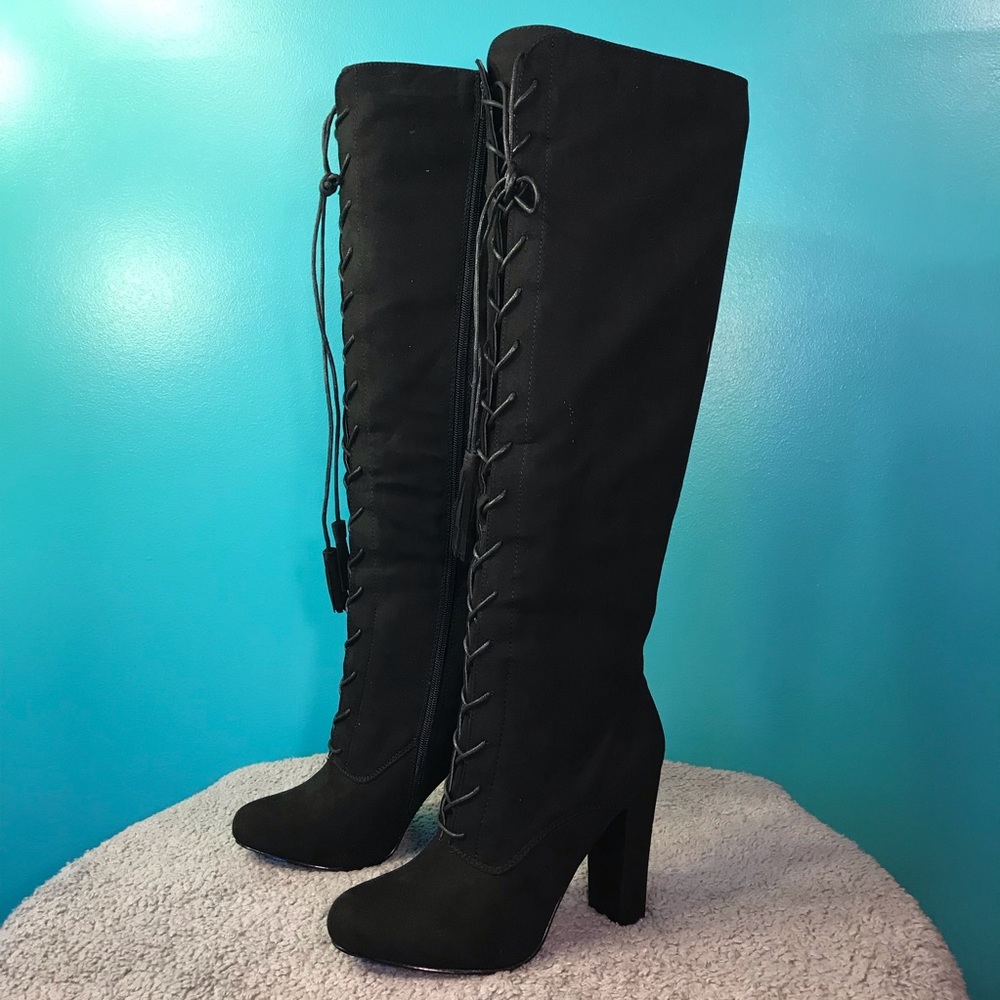 NIB Wide Calf Lace Up Black Heeled Boots